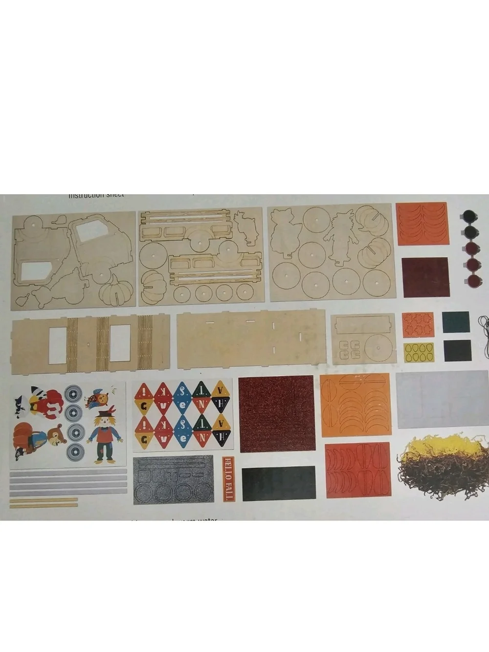 Crealtology 3D Craft Kit Thanksgiving Truck 33 - Wood shapes Age 8+